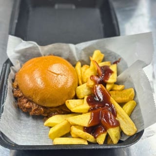 Pulled Pork Sandwich Lunch